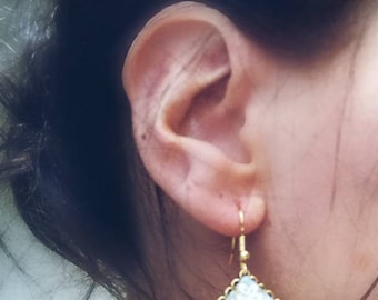 Tachikata 立方 Origami paper earrings