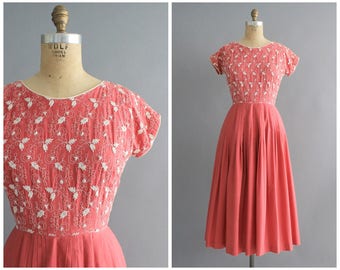 50s Gwen Lee dress | vintage 1950s fuchsia embroidered bodice cotton dress | vtg day dress | small