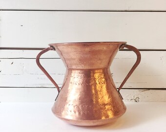 Vintage copper pot | Ricordo Del Molise spittoon