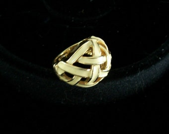 Vintage Enamel Basket Weave Design Ring 18K HGE