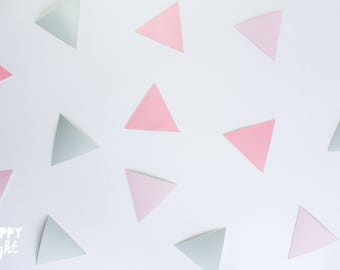 F U N F E T T I triangle pack in pinks & grey