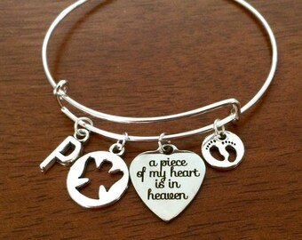 Baby memorial gift, personalised memorial jewelry, miscarriage bracelet, baby loss jewellery, baby memorial bracelet, angel feet bangle