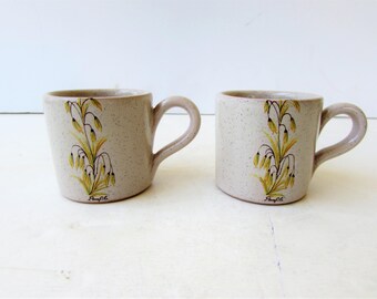 Set of 2 Vintage Espresso Mugs - Floral Mugs - Mini Stoneware Mugs - Yellow Floral - Beige Splatter Cup - Panfile -