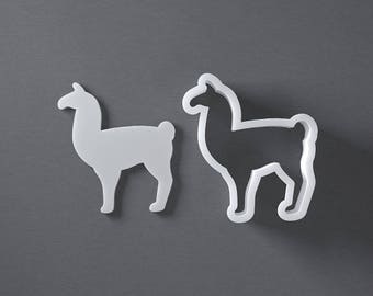 Llama cookie cutter