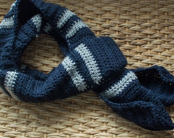 Mens Crochet Scarf with stripes