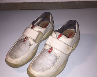 PRADA vintage futuristic light grey sneakers size 38.5