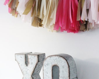 XO METAL LETTERS Free Standing Silver or Custom Color Valentine's Day Valentine Decor xoxo Vday Party Love Stand Up Photo Prop Rustic Zinc