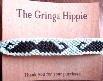 Pulsera Tejida de Bigote