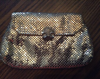 Vintage SILVER Metal-Mesh Clutch Purse by Whiting and Davis