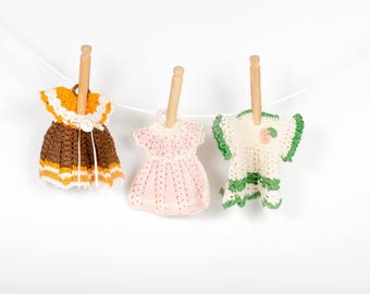 Vintage Crochet Dress Pot Holder