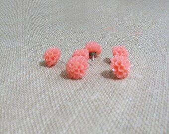 Set of 6 Coral Dahlia Flower push pins, thumb tacks