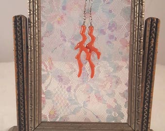 Art Deco Swing Frame Picture Holder. Small, silver painted wood with aqua velvet trim.