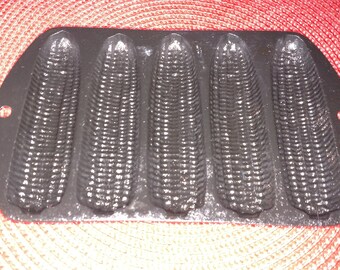 Vintage Corncob Baking Pan