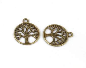 6 medallions in antique bronze tree charms