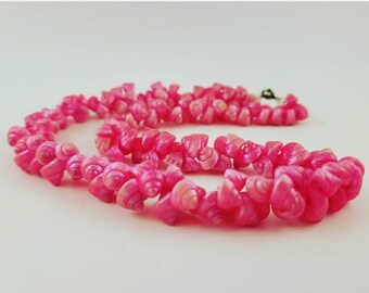 Vintage Pink Seashell String Necklace