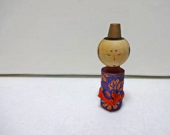 2.5in Vintage Japanese Miniature Wood KOKESHI Doll