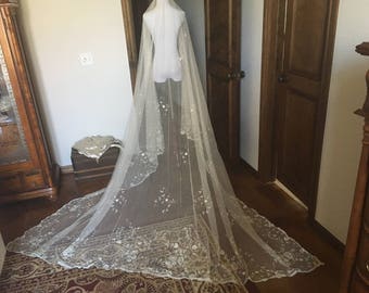 Fabulous Antique Princess Lace Wedding Veil