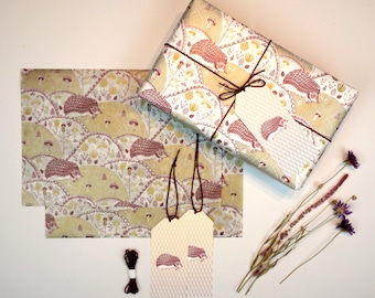 Hedgehog and Pinecones Gift Wrapping Set