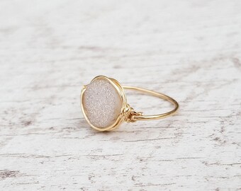 White Druzy Ring/statement ring/gold ring/Minimalist Druzy Ring/Delicate Druzy Ring/Wire Wrapped Jewelry/gift for her/gold filled ring