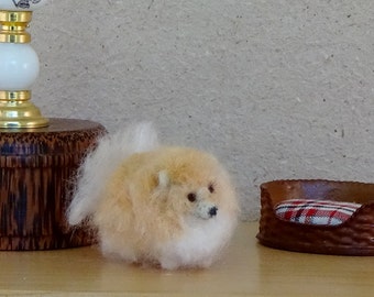 Miniature Pomeranian needle felted soft sculpture 1/12 scale dollhouse pet