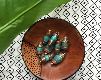 B A Z A A R | Tibetan Bead Pendant