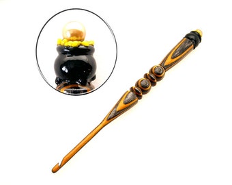 Handmade Wood Crochet Hook St Patricks Day Pot of Gold size G