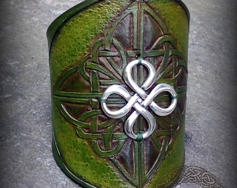 Green Leather Celtic Bracelet with Celtic Knot