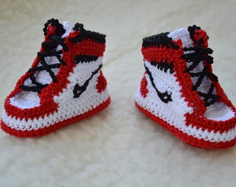 Nike_Air_Jordan_1_Crochet Baby Booties