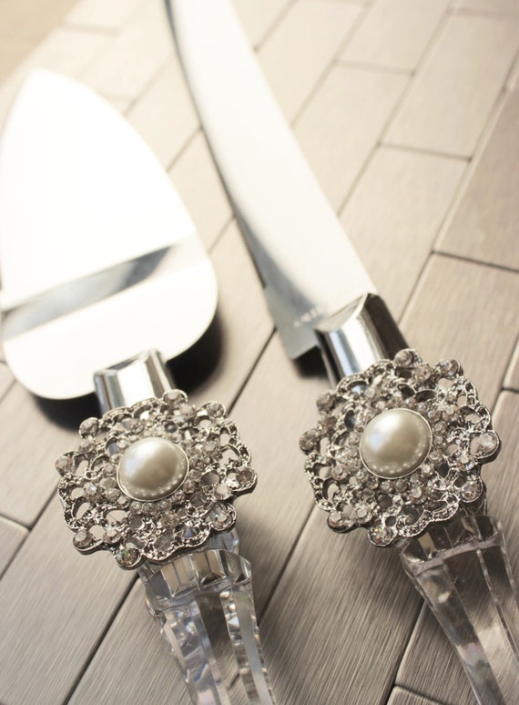  Wedding  Cake  Server and Knife Pearl and Rhinestone  Wedding 