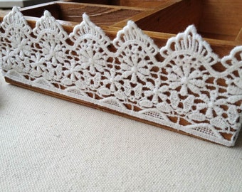 Vintage Off White Cotton Lace Trim Embroidered Scalloped Lace 2.16 Inch Wide 2 Yards Sewing Lace