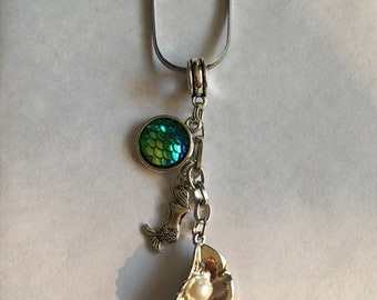 Mermaid and oyster necklace