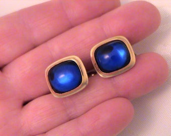 Vintage Correct Quality by KREMENTZ Blue Glass Cufflinks