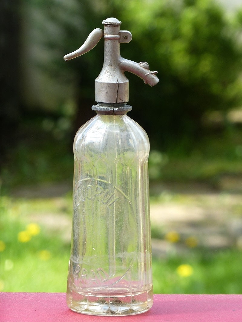 Bouteille eau de Seltz ancienne. Siphon