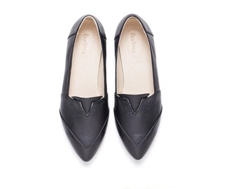 Sale 40% off! Women's shoes. Black shoes. Black flats, evening shoes, women black shoes, handmade leather shoes by Burlinca. Franz