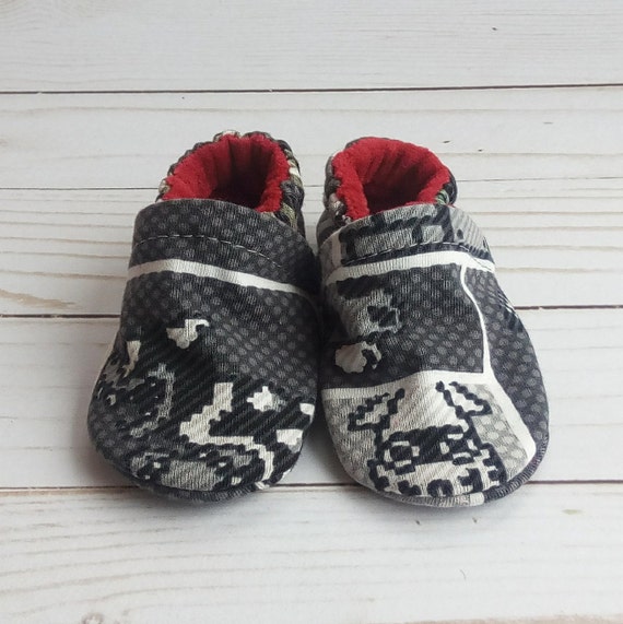 Super Mario Bros: Soft Sole Baby Shoes 3-6M Super Mario Bros: Soft Sole Baby Shoes 3-6M