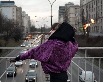 velvet jacket, velour, hoodie, sweatshirt, longsleeve, oversize, unisex, vegan, outfit, party, rave, music festival, zip up