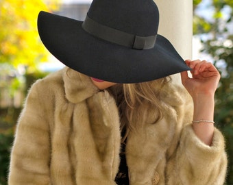 70's Luxe Navy floppy hat in 100 percent wool felt