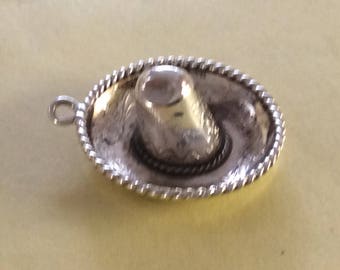 Sterling silver Mexican hat charm vintage #300 s