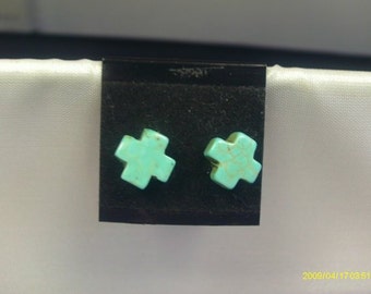 Silver-Plated Howlite Cross Stud Earrings