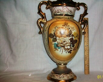 Listing 189 is a Handpainted Made in Italy Floral Vase