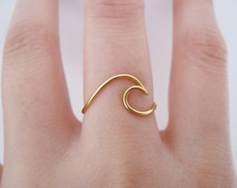 Wave Ring// gold wave ring, ring wave, ocean ring, surf ring,wire ring, adjustable ring, Brass ring,Dainty ring,Minimalist,boho, gypsy, Gift
