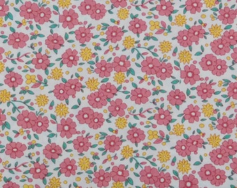 One Yard - Henry Glass - Posies from the 30's by Bev Proulx - Pink Flowers
