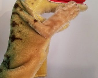 Cute 1950's Vintage Mohair Excelsior Straw Stuffed Alligator Glove Animal Hand Puppet Glass Eyes Unmarked Steiff