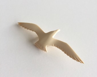 Vintage seagull gull pin