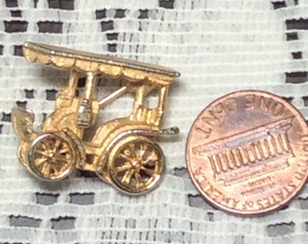 Cute Vintage Car Brooch