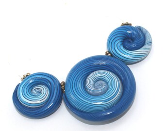 Elegant big gradient spiral beads, polymer Clay beads with unique stripes in turquoise, blue and white, set of 3