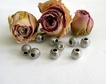 Round striped 10 mm Tibetan silver European beads