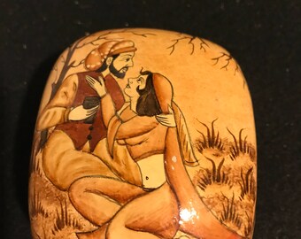 Kashmir Indian, Polychrome, Lacquer Ware, Paper Mache, Trinket Box