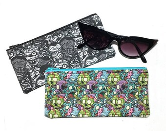 Horror Classic Movie Monsters Zombies Frankenstein Dracula Mummy Psychobilly Zipper Pouch / Sunglasses Case