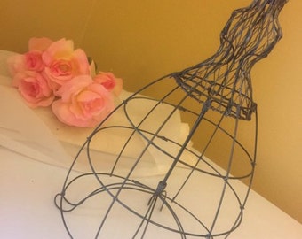 Wire mannequin with hoop. WIre form mannequin. Wedding wire form. VIntage wedding. Tutu decoration form. bridal centerpiece.